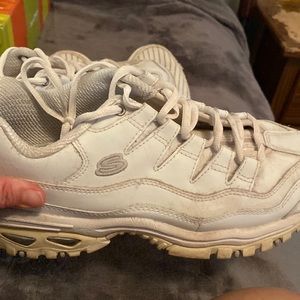 Used sketchers size 10 only wore for a nursing class. Dusty from closet